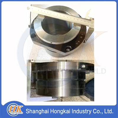 BEARING PEDESTAL FOR UPPER HOSUING